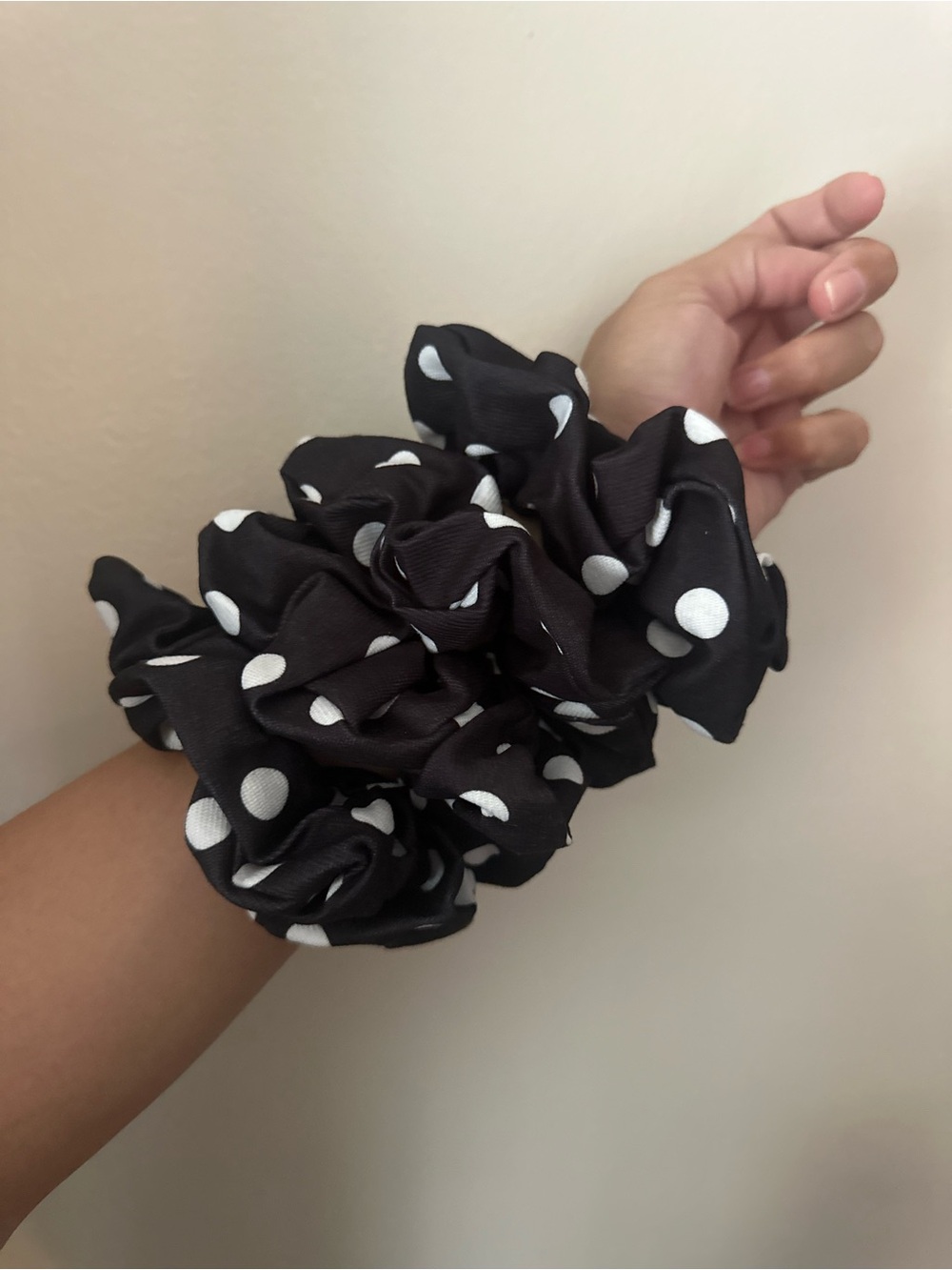 4 Black Polka Dot Scrunchie